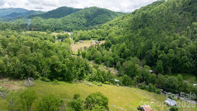 3206 Fork Mountain Road, Bakersville, NC 28705