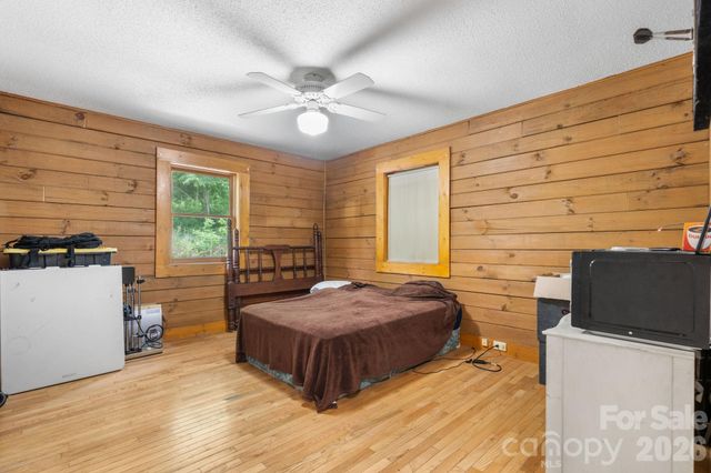 3206 Fork Mountain Road, Bakersville, NC 28705