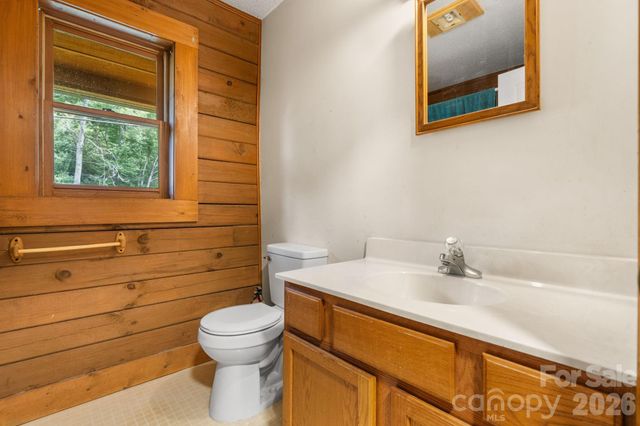 3206 Fork Mountain Road, Bakersville, NC 28705