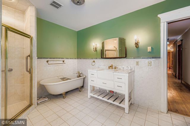 1401 Fremont Avenue N, Minneapolis, MN 55411