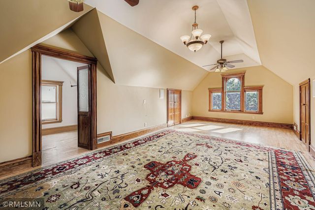1401 Fremont Avenue N, Minneapolis, MN 55411