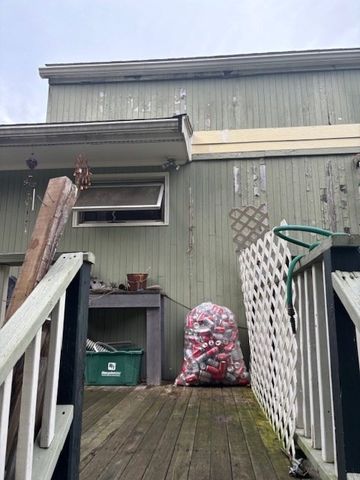 22 Old Bolton Rd, Hudson, MA 01749