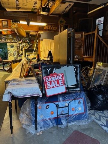 22 Old Bolton Rd, Hudson, MA 01749