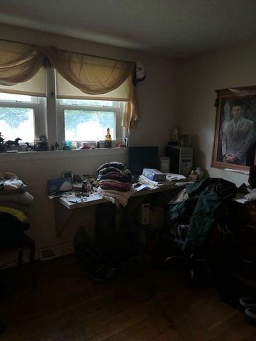 22 Old Bolton Rd, Hudson, MA 01749