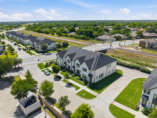 7613 Reis Lane, North Richland Hills, TX 76182