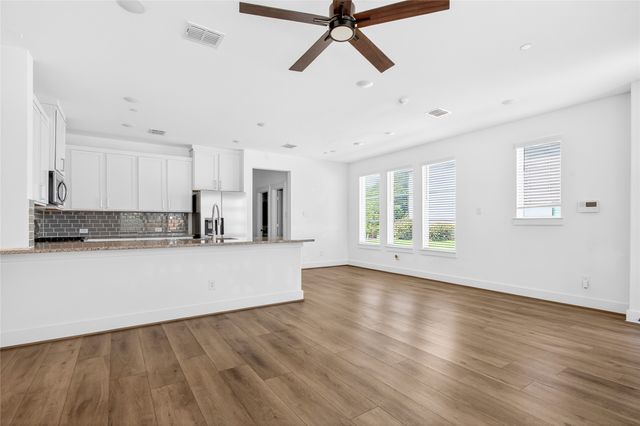 7613 Reis Lane, North Richland Hills, TX 76182