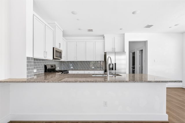 7613 Reis Lane, North Richland Hills, TX 76182