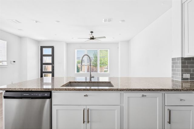 7613 Reis Lane, North Richland Hills, TX 76182