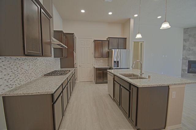5413 E Village Avenue NE, Rio Rancho, NM 87144