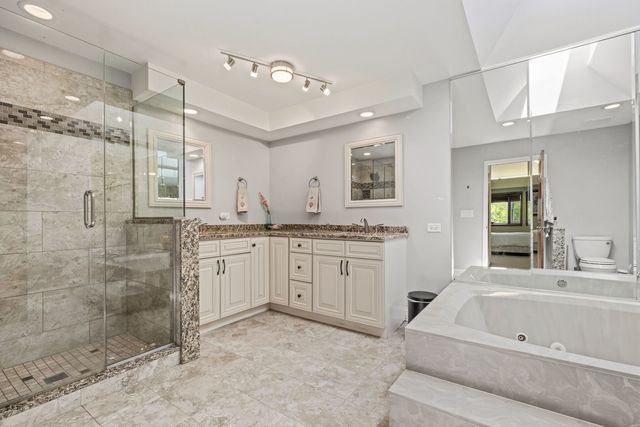 2506 Highland Drive, Palatine, IL 60067