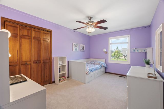 2506 Highland Drive, Palatine, IL 60067