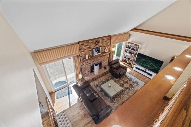2506 Highland Drive, Palatine, IL 60067