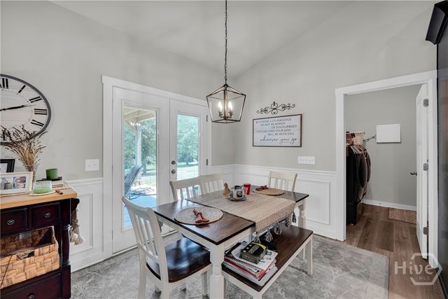 237 N Point Circle, Hartwell, GA 30643