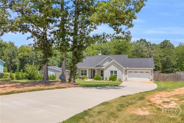 237 N Point Circle, Hartwell, GA 30643