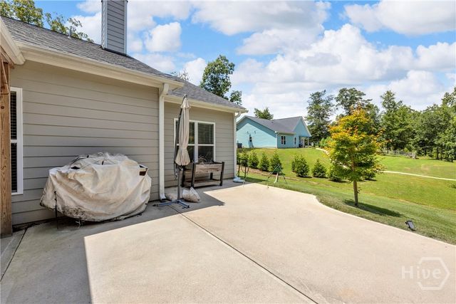 237 N Point Circle, Hartwell, GA 30643