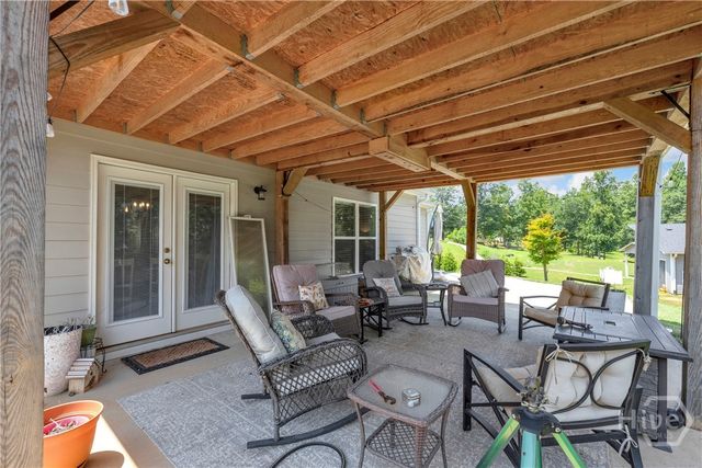 237 N Point Circle, Hartwell, GA 30643