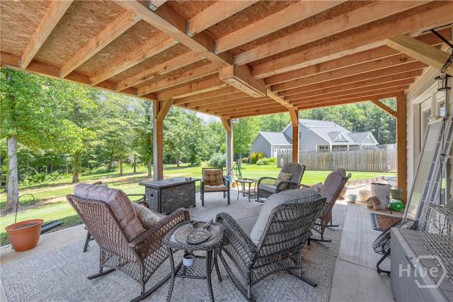 237 N Point Circle, Hartwell, GA 30643