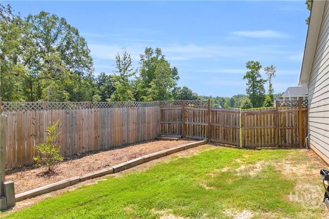 237 N Point Circle, Hartwell, GA 30643