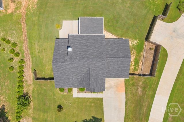 237 N Point Circle, Hartwell, GA 30643
