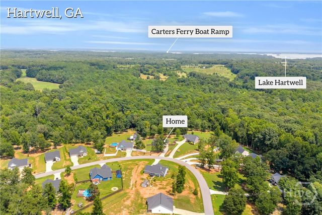 237 N Point Circle, Hartwell, GA 30643