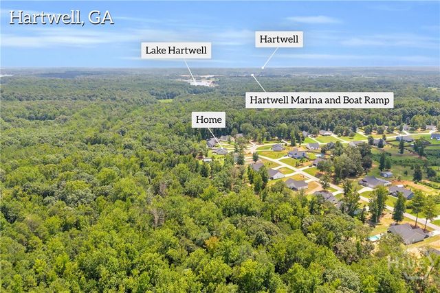 237 N Point Circle, Hartwell, GA 30643