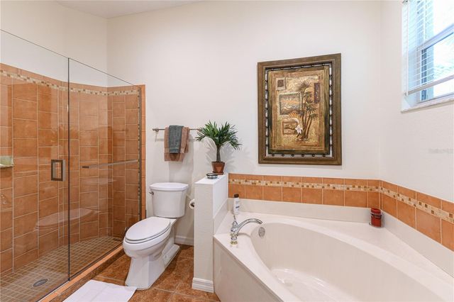 156 TALL TREES COURT, Sarasota, FL 34232