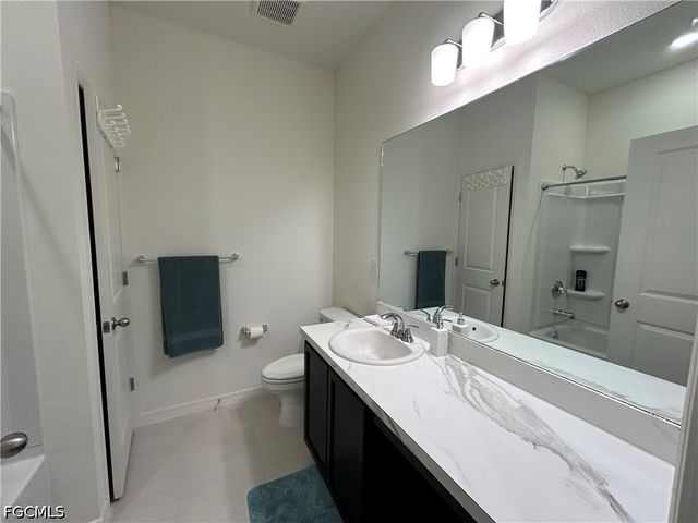 6548 Estero Bay DR, Fort Myers, FL 33908