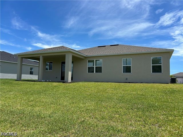6548 Estero Bay DR, Fort Myers, FL 33908