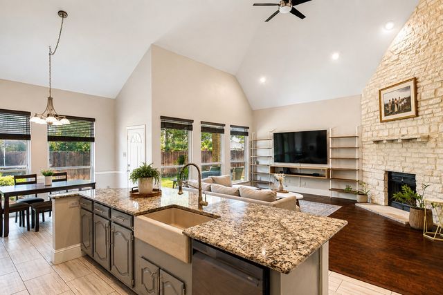 1720 Endicott Drive, Plano, TX 75025