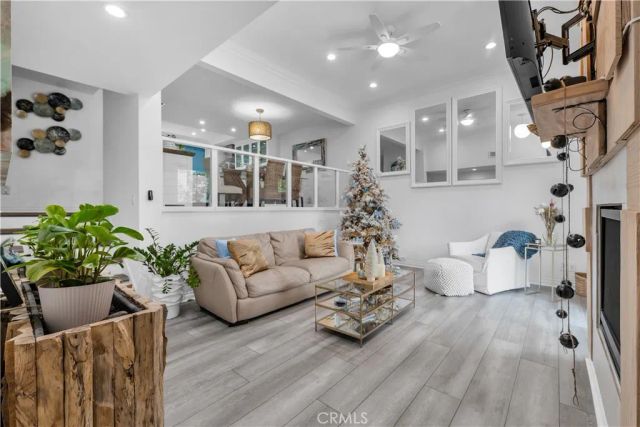 4758 La Villa Marina J, Marina Del Rey, CA 90292