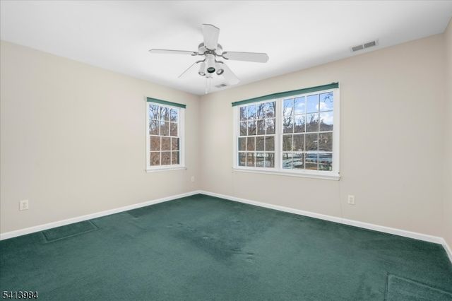 205 Hogan Ct, Bethlehem Twp., NJ 08802