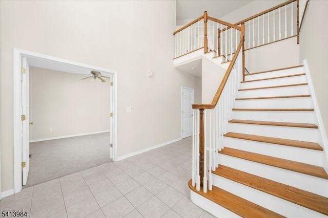 205 Hogan Ct, Bethlehem Twp., NJ 08802