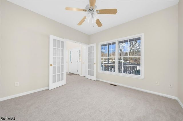 205 Hogan Ct, Bethlehem Twp., NJ 08802