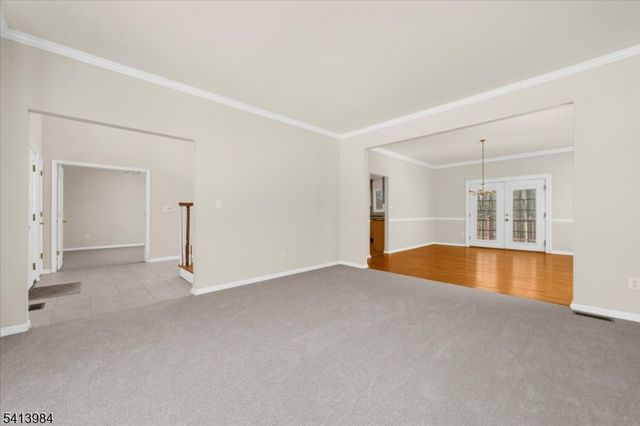 205 Hogan Ct, Bethlehem Twp., NJ 08802