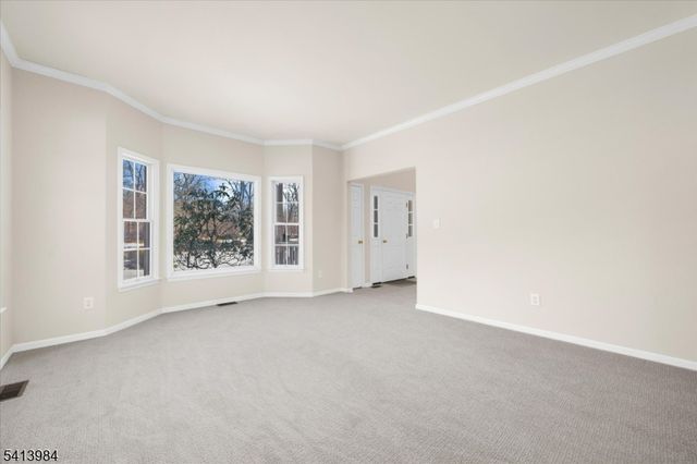 205 Hogan Ct, Bethlehem Twp., NJ 08802