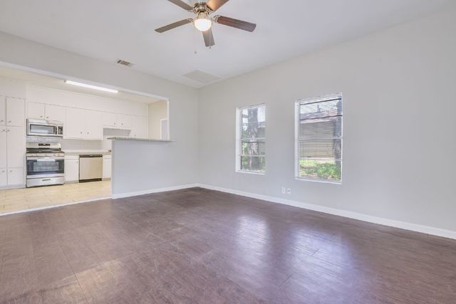 107 Windsor Court, Weatherford, TX 76086