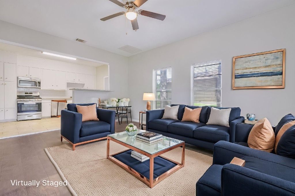 107 Windsor Court, Weatherford, TX 76086