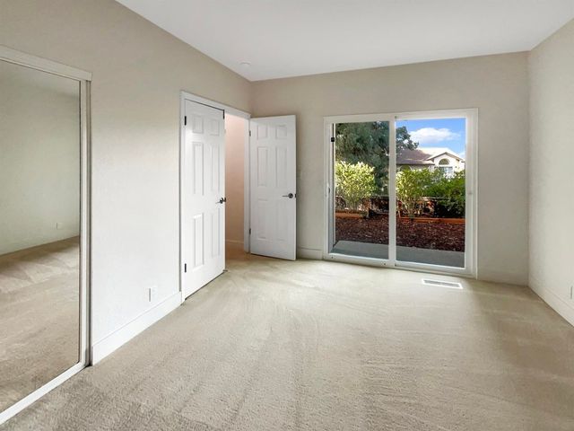 1861 Lamplight Ct, Walnut Creek, CA 94597