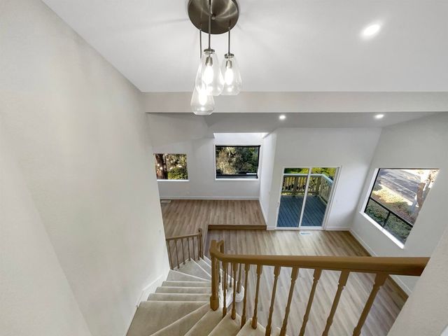 1861 Lamplight Ct, Walnut Creek, CA 94597