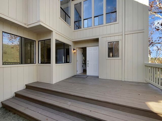 1861 Lamplight Ct, Walnut Creek, CA 94597