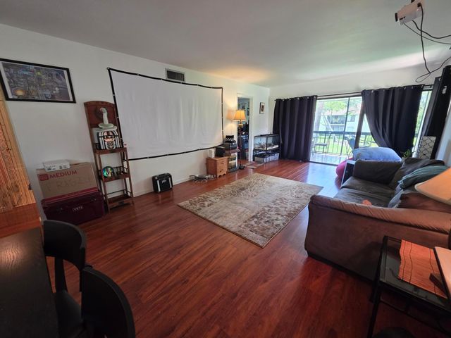 159 NW 70th Street 512, Boca Raton, FL 33487