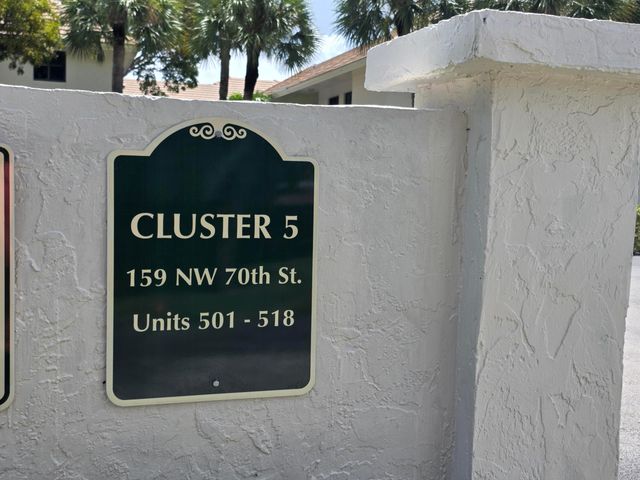 159 NW 70th Street 512, Boca Raton, FL 33487