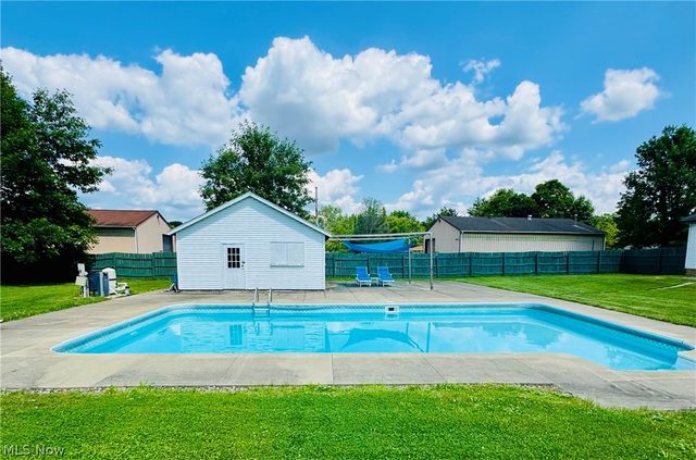 703 E Twinsburg Road, Northfield, OH 44067