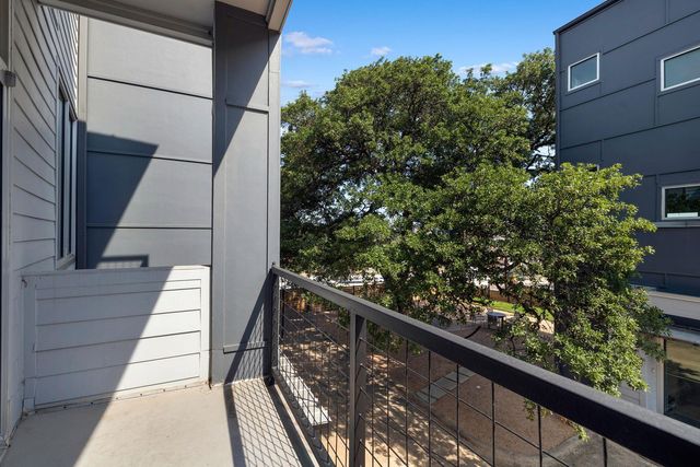 1500 Summit ST 5, Austin, TX 78741