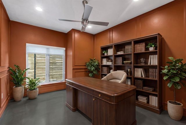 1500 Summit ST 5, Austin, TX 78741