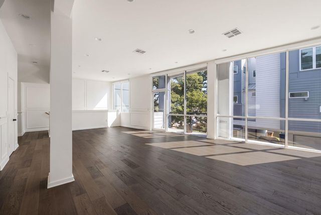 1500 Summit ST 5, Austin, TX 78741