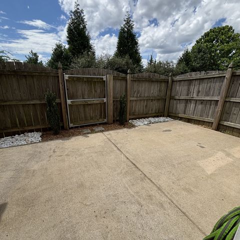 2369 New Holland Cir, Murfreesboro, TN 37128