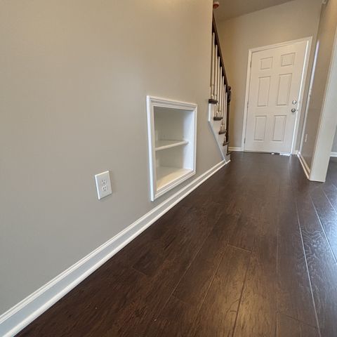 2369 New Holland Cir, Murfreesboro, TN 37128