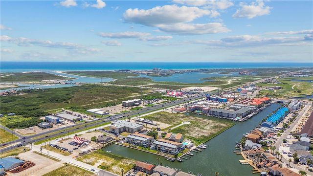 14300 S Padre Island Dr 136, Corpus Christi, TX 78418