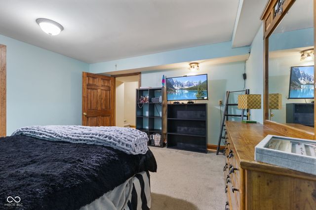 1505 Timber Lane, Greenwood, IN 46142